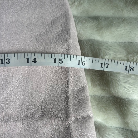 Sunday Best By Aritzia Womens US0 Baby Pink Faux Leather Mini Skirt - Picture 8 of 8